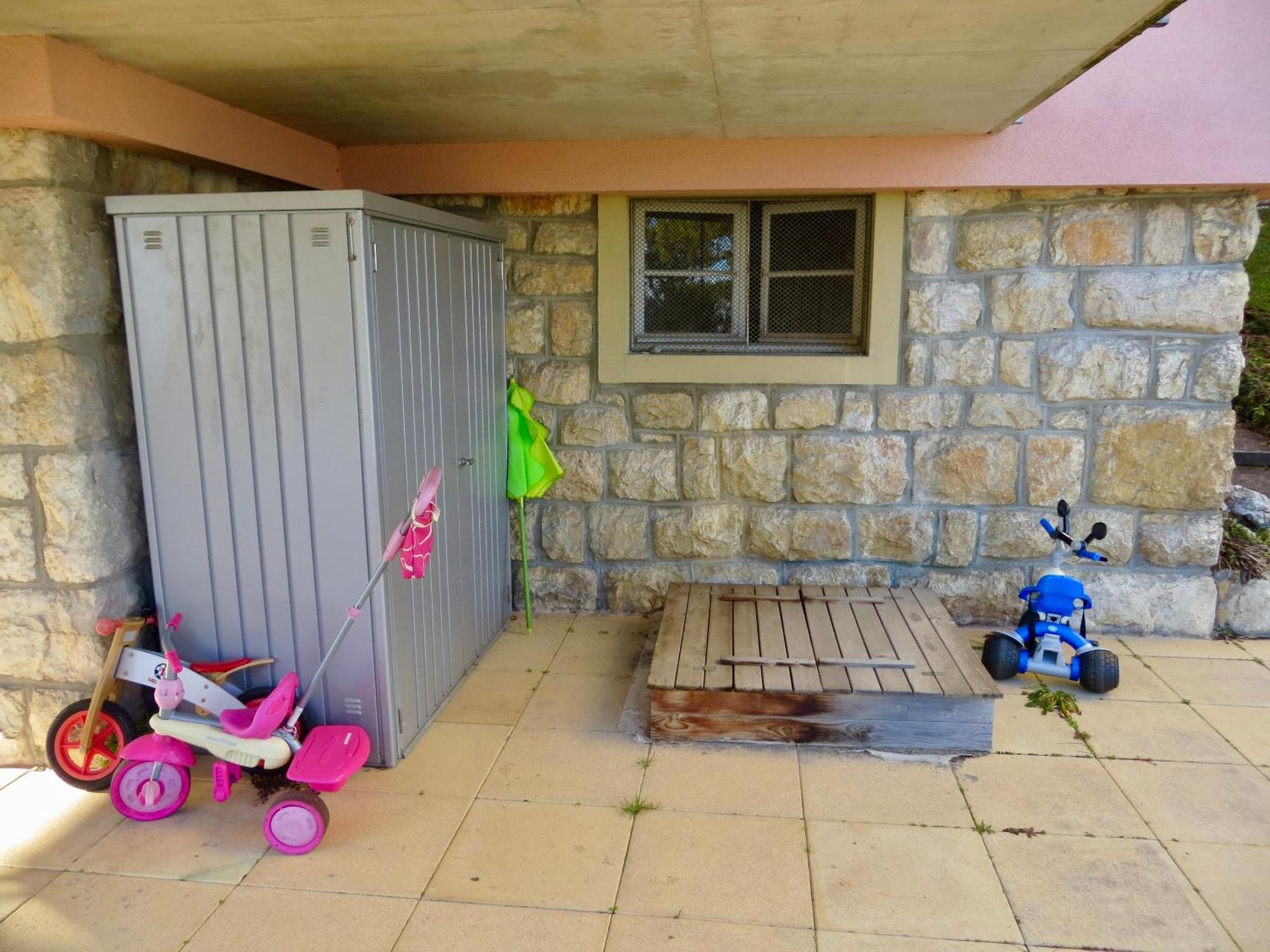 Chez Carole Daire Neuchâtel Dış mekan fotoğraf