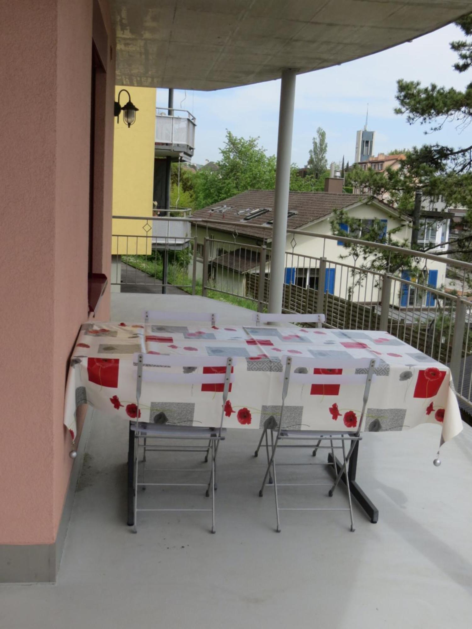 Chez Carole Daire Neuchâtel Dış mekan fotoğraf